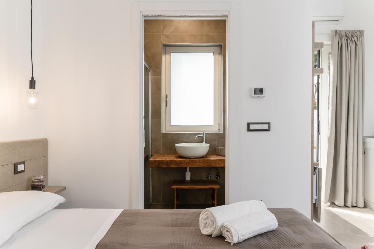 Mandorlocarrubo'S Suite Ostuni Esterno foto