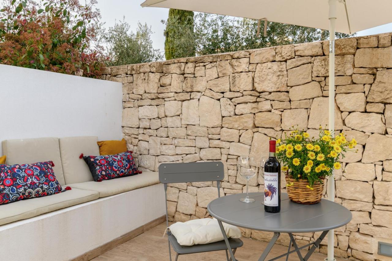 Mandorlocarrubo'S Suite Ostuni Esterno foto