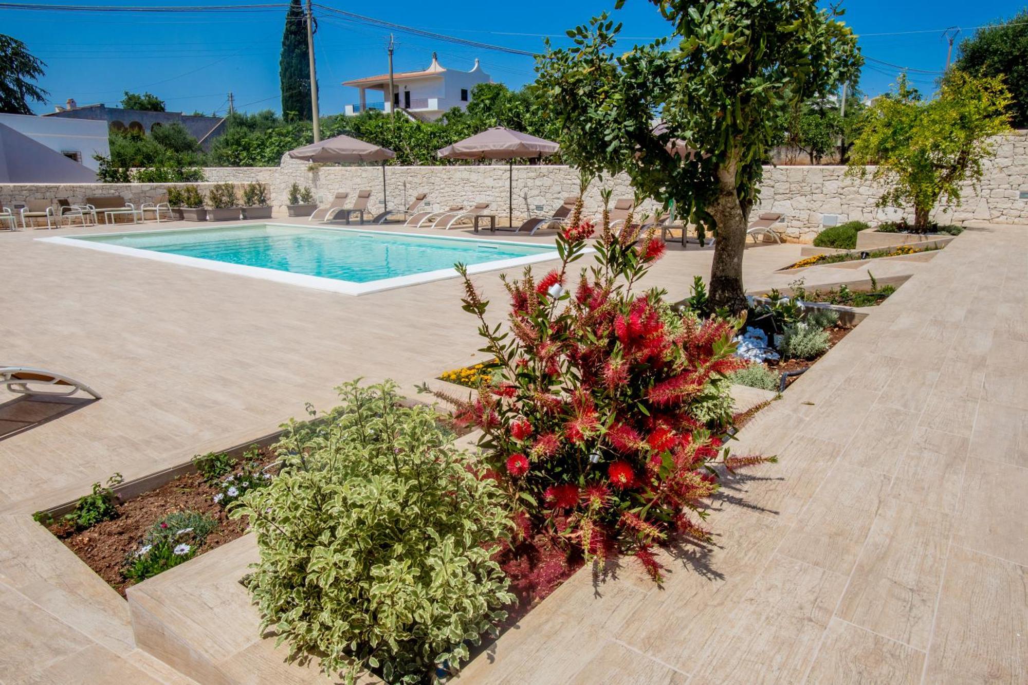 Mandorlocarrubo'S Suite Ostuni Esterno foto